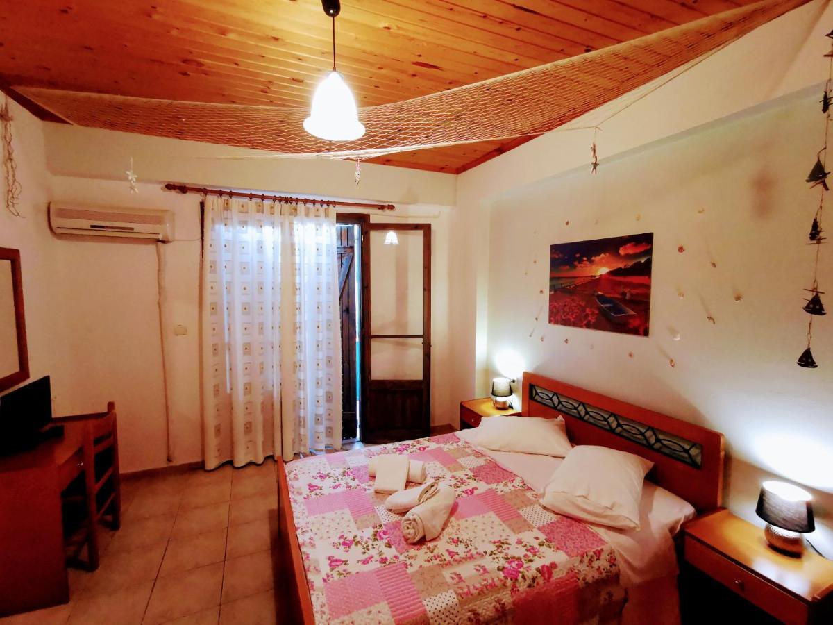 Iris Studios Áyios Nikítas Exterior foto